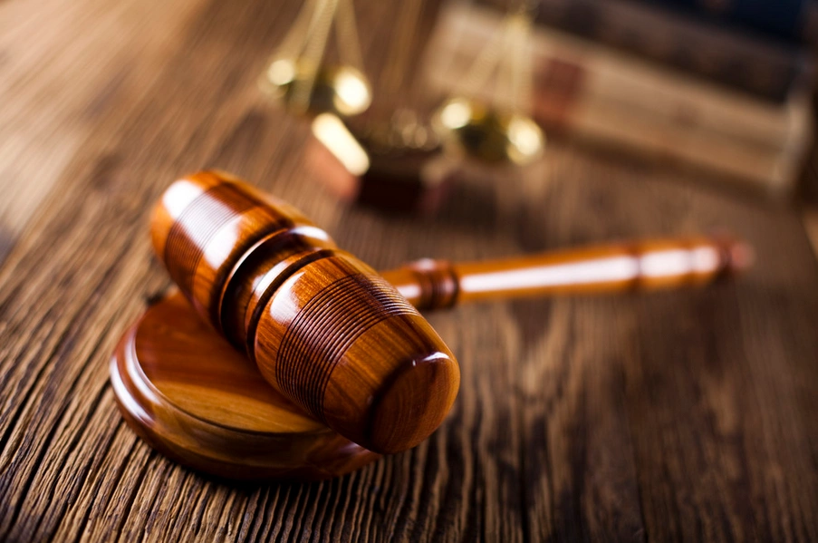 外地离婚需要什么证件？